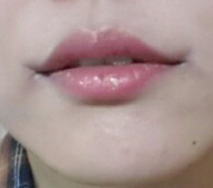이쁜 입꼬리 >_<