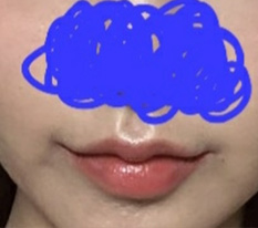 입꼬리 완전 만족 중 ^^