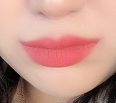 입술 어떤가요?